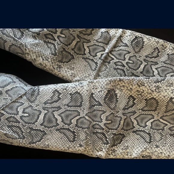 Express python boots - Picture 3 of 3